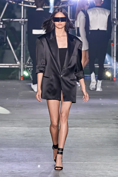 Look 95